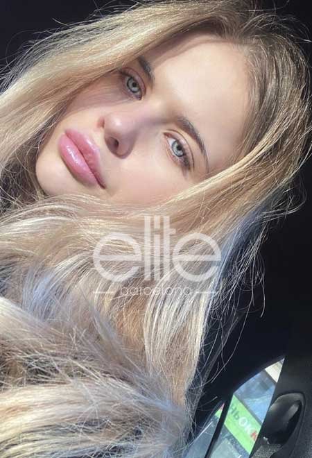 Hot Deepika companion in Mumbai, luxury escorts Mumbai, Vip escort in Mumbai, GFE escorts Mumbai, Mumbai Hot Deepika escort, Vip escorts Mumbai, russian escort Mumbai, slim escort Mumbai, Mumbai model escorts