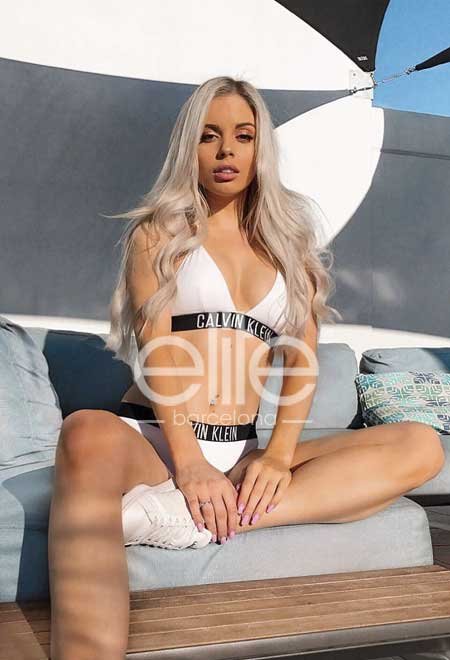 russian escort Mumbai, luxury escort Mumbai, Hot Deepika Mumbai escorts, high class escorts in Mumbai, Upscale Mumbai escorts, European escort Mumbai, Models escort Mumbai, High end escort Mumbai